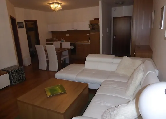 Apartman Tale * Tale